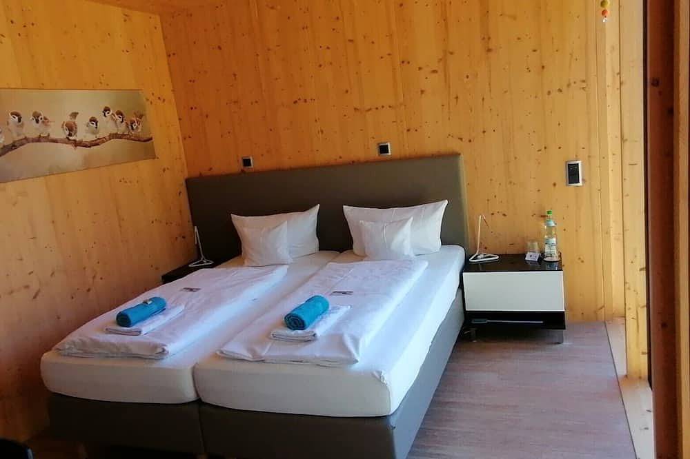 Ganze Wohnung, Doppelzimmer Haupthaus mit 20 qm, max. für 2 Personen in Herbstein, Vogelsberg Region