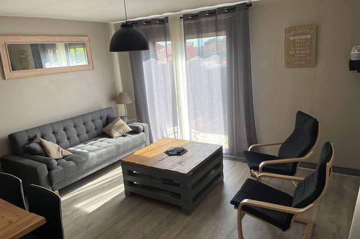 Ferienhaus für 9 Personen, mit Garten und Terrasse, mit Haustier