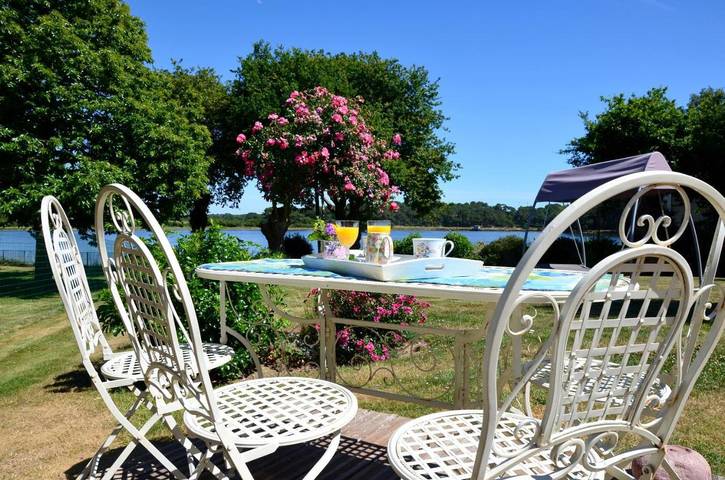 Gîte pour 2 personnes, avec jardin et vue à Locoal-Mendon - 2