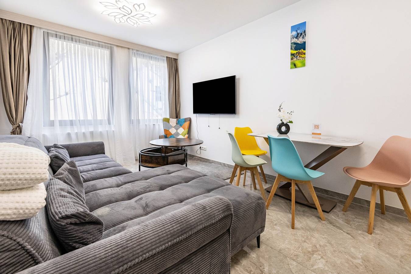Ganze Wohnung, Apartment „Downtown“ mit Wlan und Klimaanlage in Bonn, Rheinland