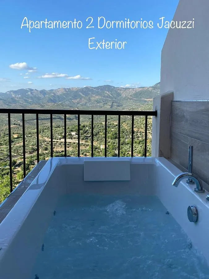 Apartamento de vacaciones para 4 personas, con vistas y piscina para niños además de terraza y piscina - 1