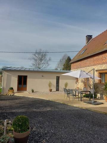 Chambre d’hôte pour 2 personnes, avec vue ainsi que jardin et terrasse dans Ferrières-en-Bray