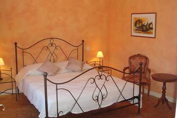 Gîte pour 6 Personnes dans Peyrat-la-Nonière, Région d'Aubussargues, Photo 1