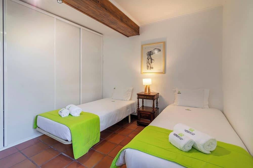 Entire apartment, Charm House in the City Heart - Azorean Butler in São Miguel Island, Ponta Delgada