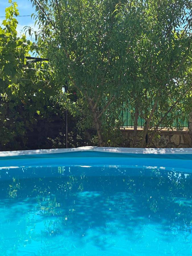 Casa rural para 16 personas, con Terraza además de Jardín y Vistas en Encinas - 4