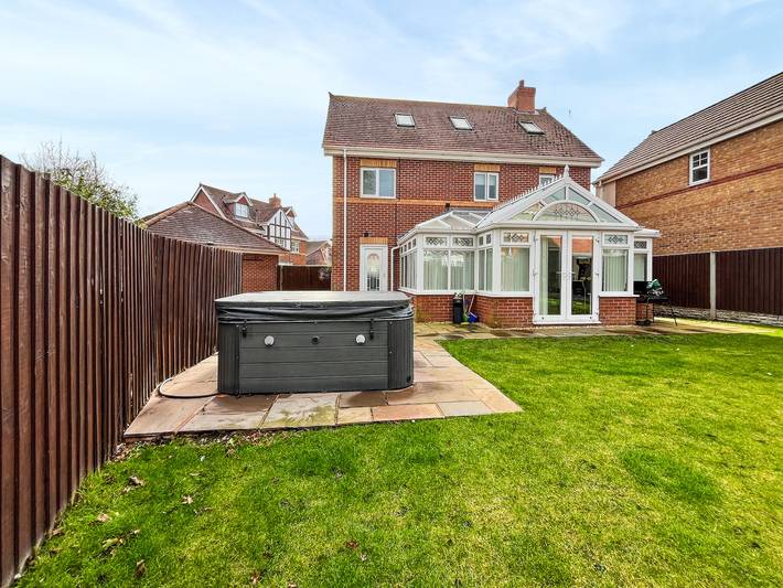 Cottage for 10 people, with Garden in Colwyn Bay