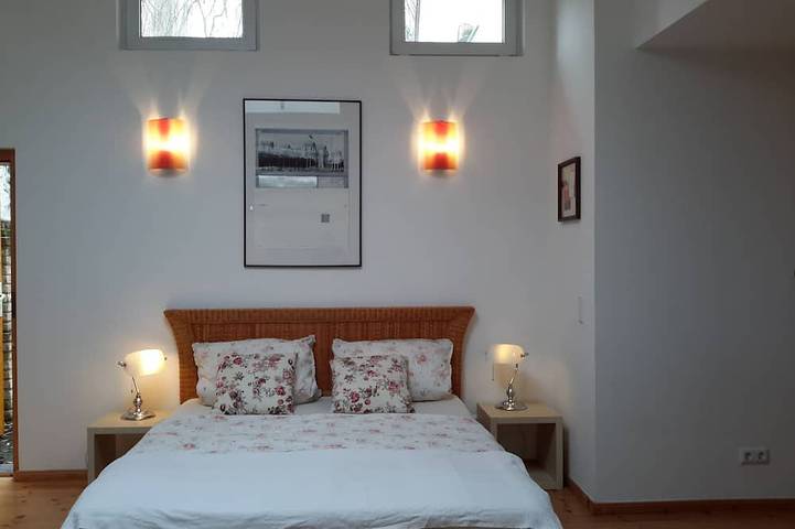 Ferienwohnung für 3 Personen, mit Terrasse und Garten in Berliner Mauer - 2