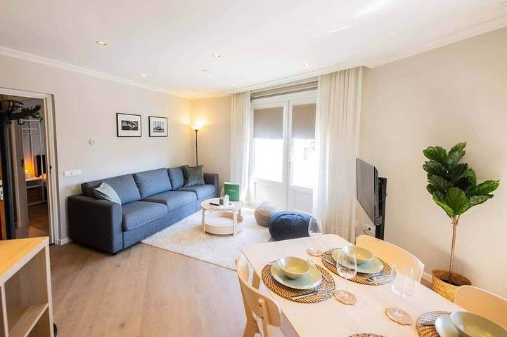 Holiday apartment for 6 people, with balcony - 1
