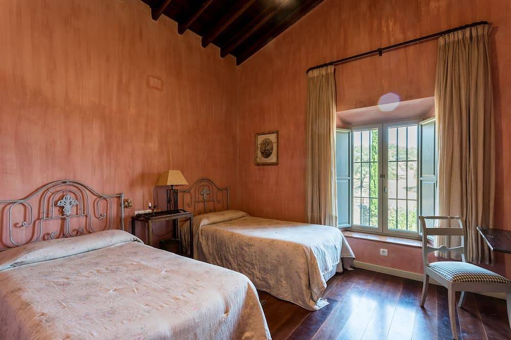Stunning Villa in Andalucia in Zufre, Sierra de Aracena y Picos de Aroche