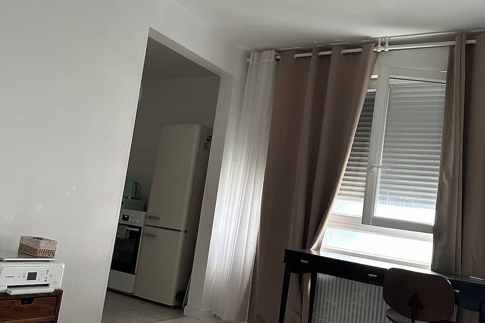 Entire apartment, One-room apartment in Aubervilliers in Aubervilliers, Seine-Saint-Denis