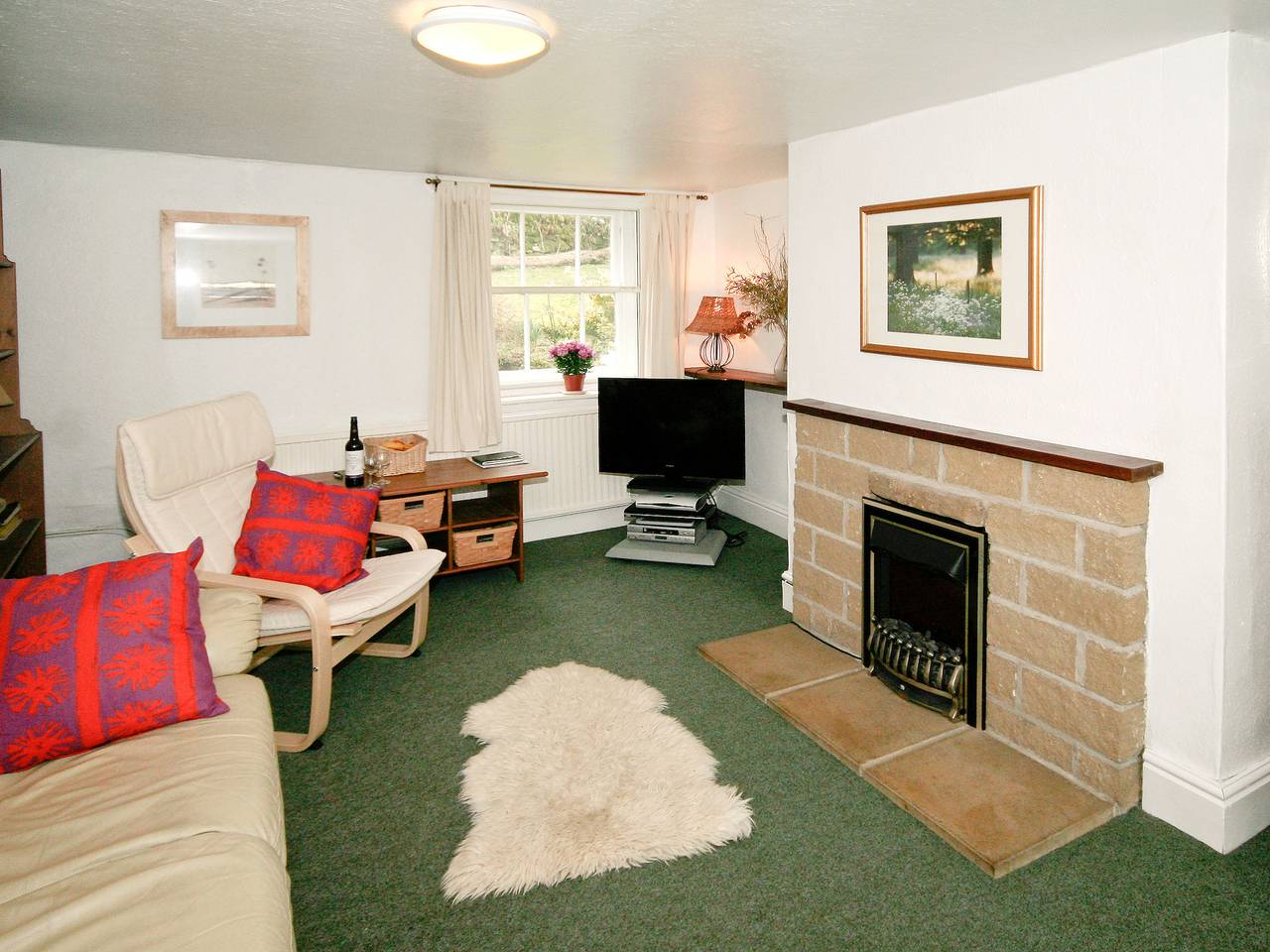 Drum And Monkey Cottage in Chapel-en-le-Frith, Derbyshire