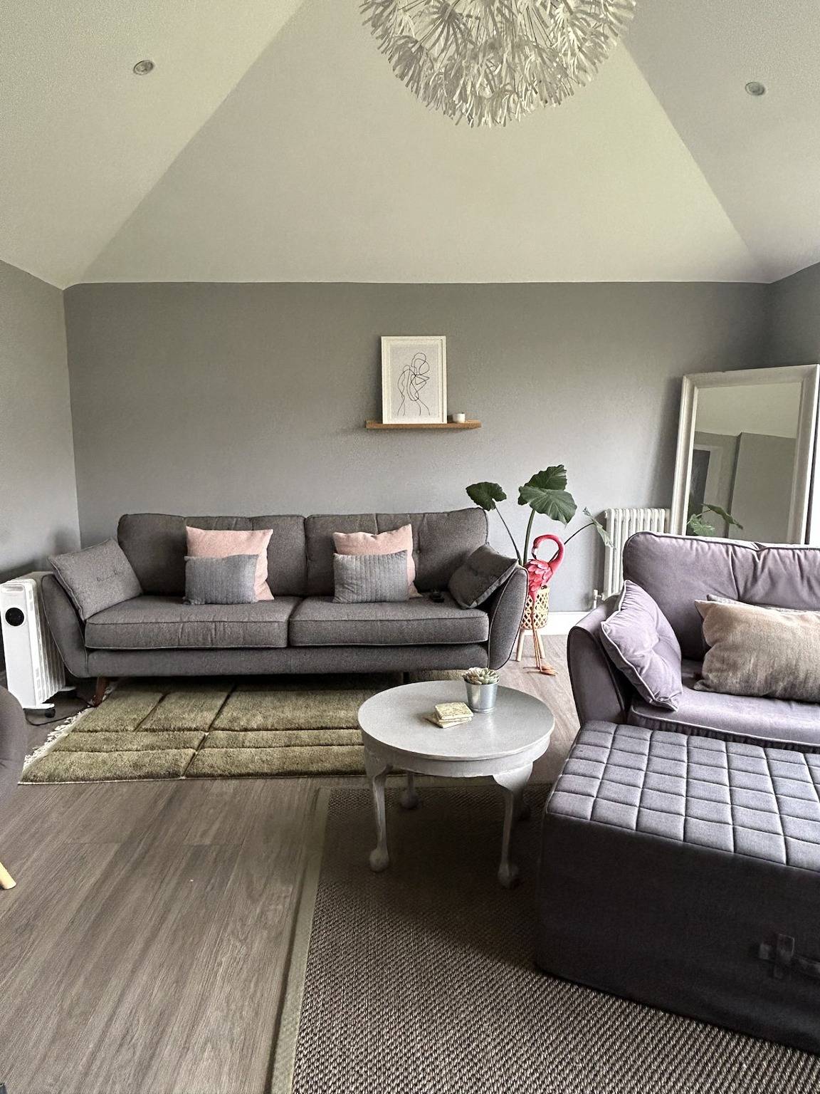 Entire apartment, Twickenham Green in Richmond upon Thames, London