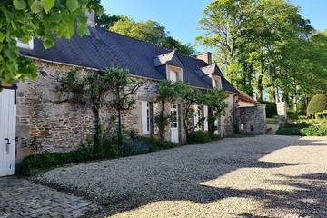 Gîte pour 6 personnes, avec jardin à Saint-Denoual