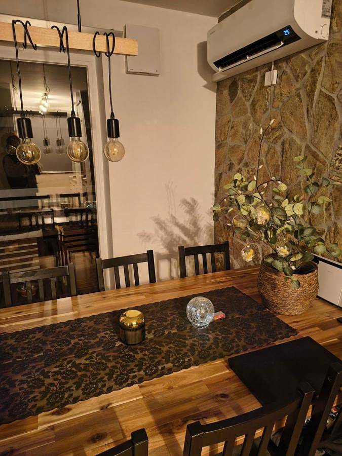 Ferienpark für 5 Personen, mit Pool und Sauna sowie Garten und Ausblick, kinderfreundlich - 1