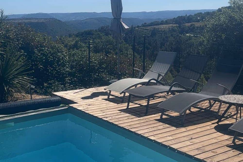 Location en Ardèche avec piscine privée , en pleine nature , sans vis à vis in La Voulte-sur-Rhône, Privas (arrondissement)