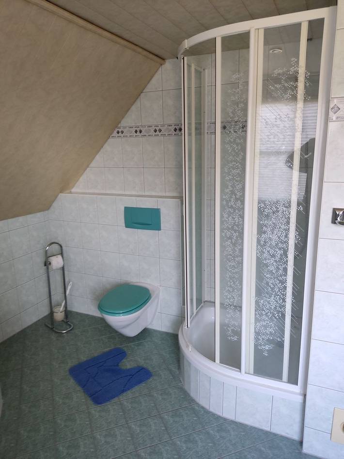 Ganze Wohnung, Komfortable Whg. mit Balkon, Seeblick & familienfreundlicher Ausstattung in Warthe, Rankwitz