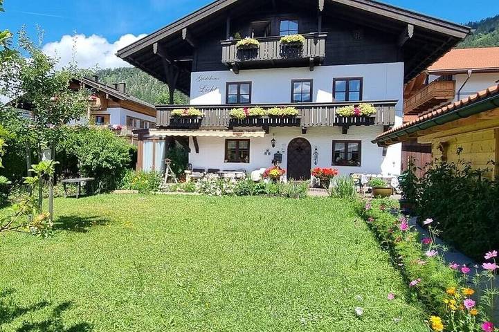 Bauernhof für 3 Personen, mit Garten und Balkon sowie Sauna in Reit im Winkl