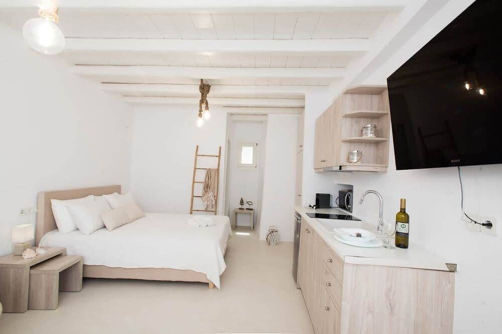 Romantic Mykonian Oasis Suite w Jacuzzi & Sea View, foto 15