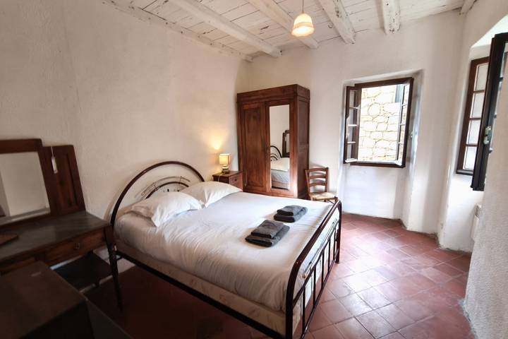 Appartement entier, Vacances Paisibles à 4, Gîte 60 M² Avec Jardin ! in Pietrosella, Région d'Ajaccio