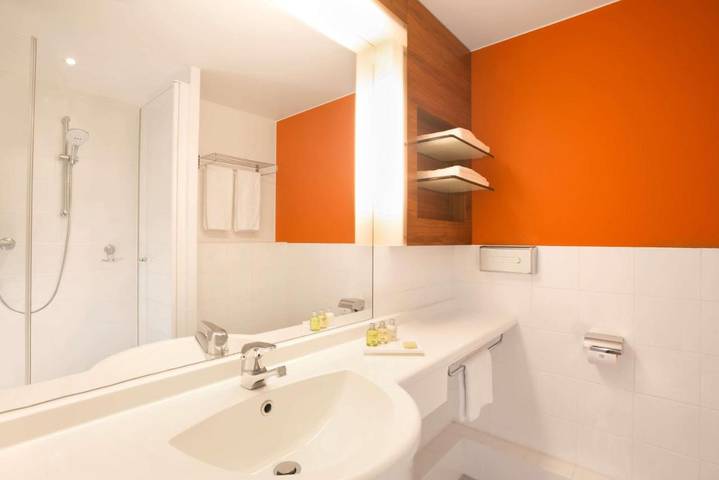 Hôtel pour 3 personnes, avec terrasse et vue à Francfort-sur-le-Main - 4