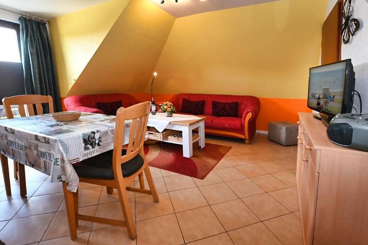Ganze Ferienwohnung, Ferienwohnung "Lily 3" mit Balkon in Büsum, Kreis Dithmarschen