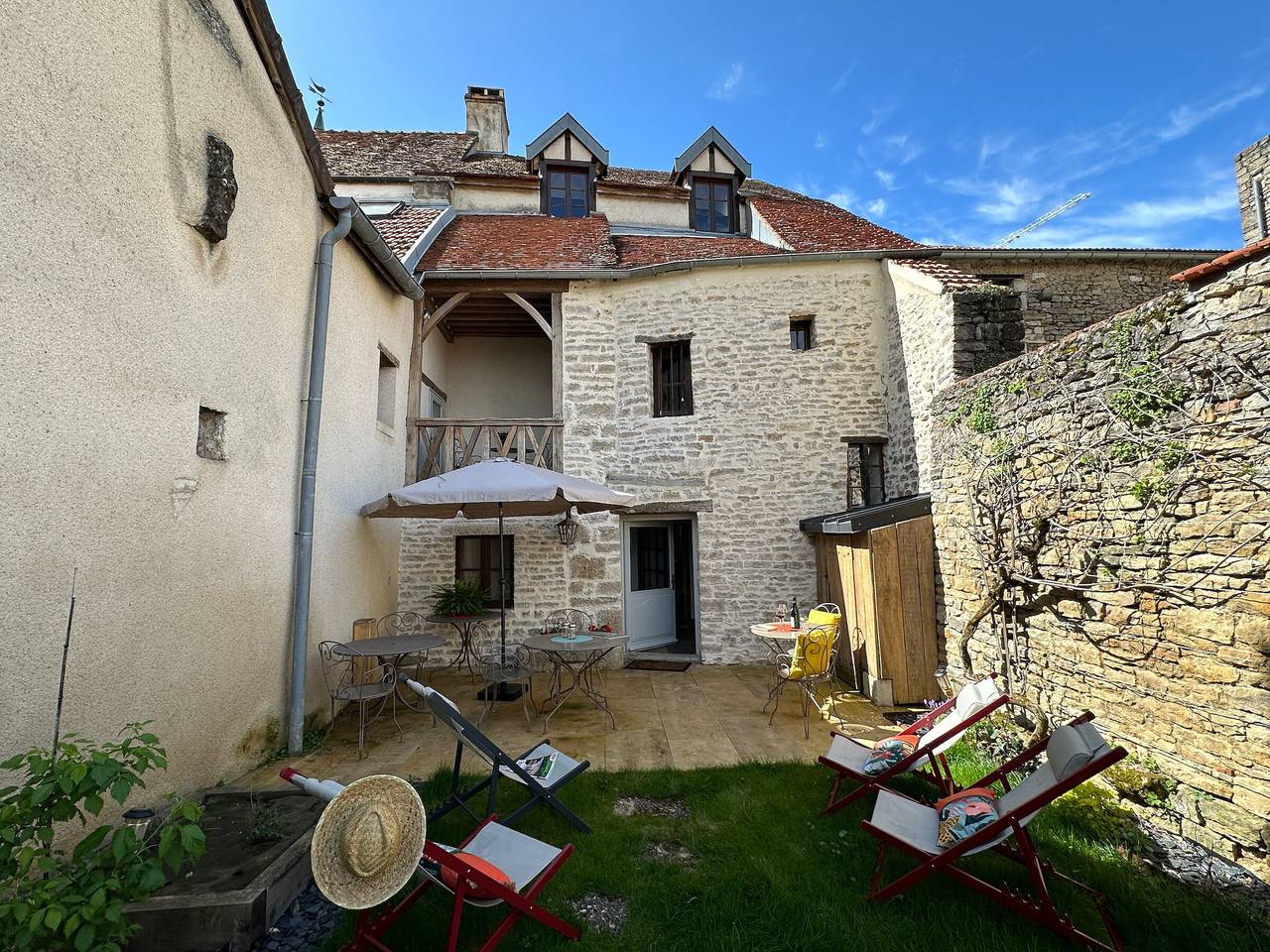 Location charmante à Châteauneuf in Châteauneuf (Côte-d'Or), Région de Beaune