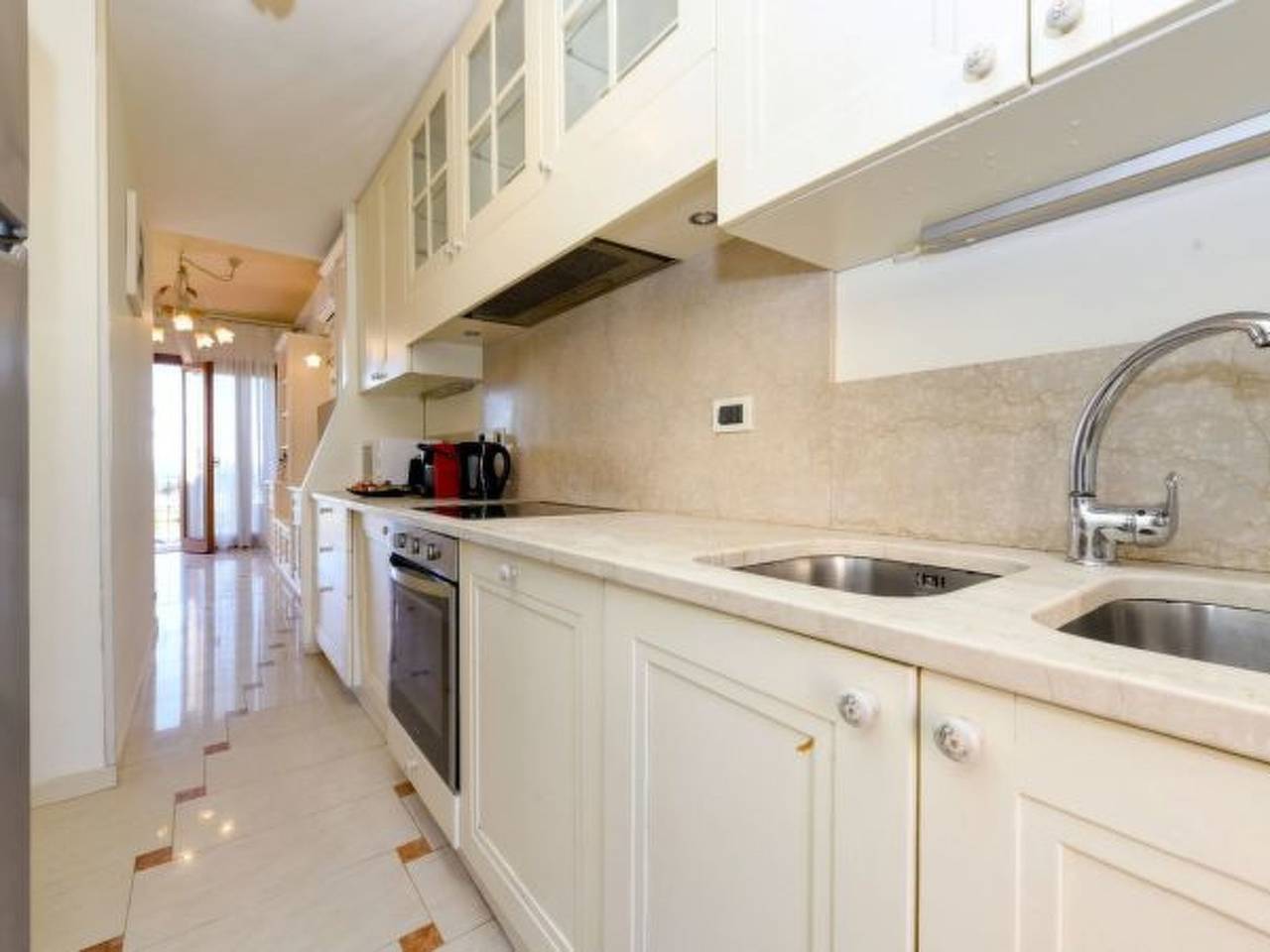 Appartamento intero, Desenzanoloft Eden mit Seeblick und privatem Strand in Sirmione, Prealpi Gardesane