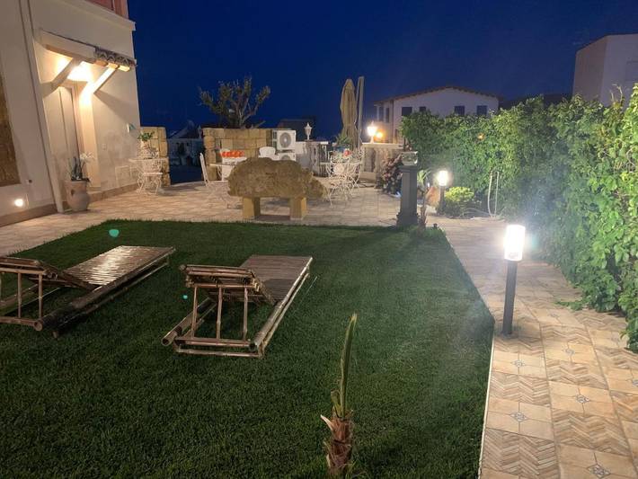 B&b per 4 persone, con Terrazza e Giardino nonché Panorama a Scala dei Turchi