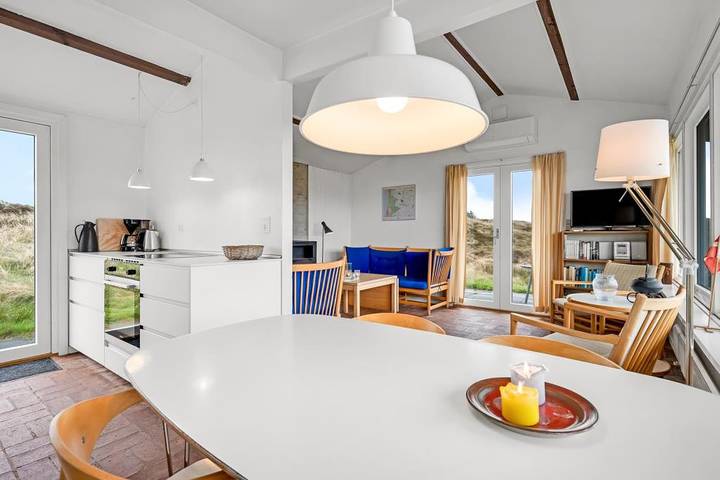 Ferienhaus auf einem "riesigen Dünengrundstück" gelegen – Regnspovevej 6 in Henne, Varde