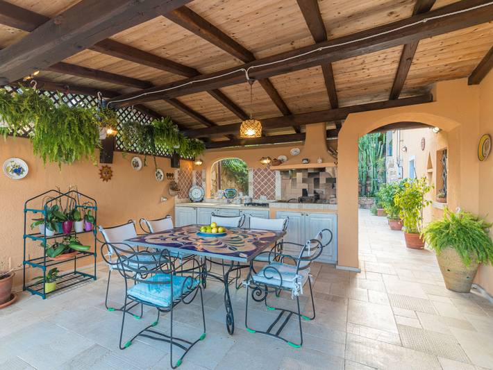 Ferienhaus für 8 Personen, mit Garten und Terrasse in Costa Smeralda - 2