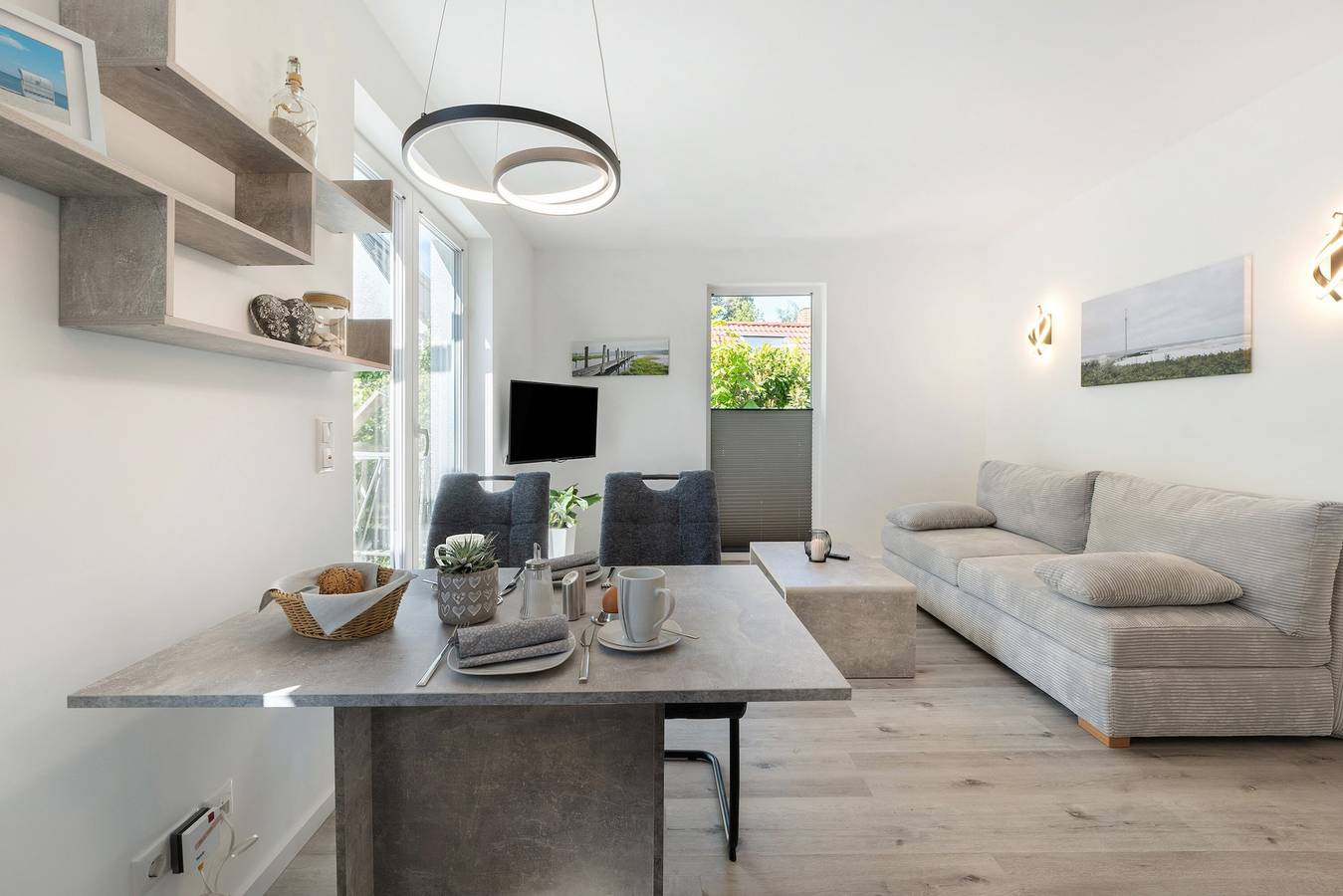 Ganze Wohnung, Ferienwohnung 'Blaue Welle' mit privater Terrasse und Wlan in Hohwacht, Hohwachter Bucht