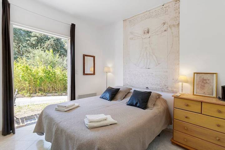 Chambre d’hôte pour 2 personnes, avec jardin et piscine