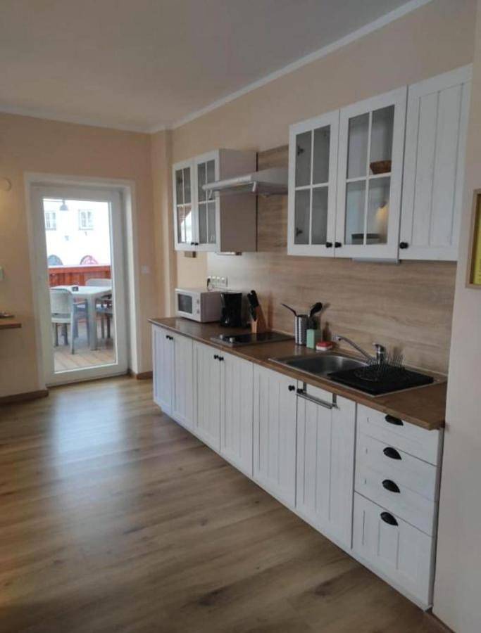 Ferienwohnung für 3 Personen, mit Balkon und Ausblick in Budweis