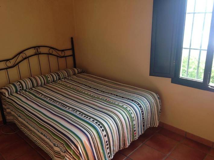 Casa rural para 11 personas, Se admiten mascotas en Zahara de la Sierra - 2