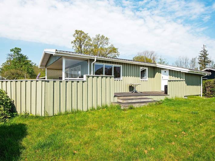 Ferienhaus für 5 Personen, mit Terrasse und Garten in Pøt Strandby