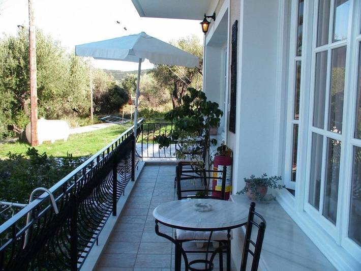 Gîte pour 4 personnes, avec vue et jardin, animaux acceptés dans Vathy - 2