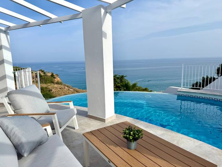 Vacation rental for 4 people, with Balcony and Yard in Spain