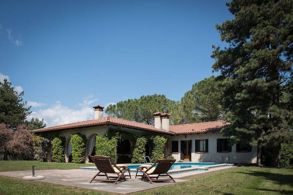 Casa vacanza a Monfumo a partire da 638€ a notte