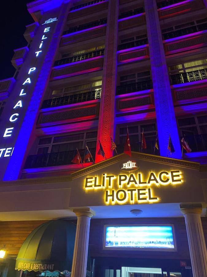 Hotel dla 3 osób, z widok i ogród oraz widok na jezioro w Stambuł
