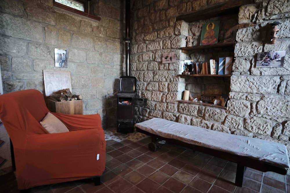 Atelier.Germana cottage con vista mare e mantagne in Castell'Umberto, Monti Nebrodi
