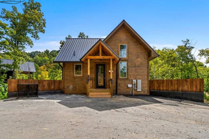 Ferienhaus für 8 Personen, mit Terrasse und Whirlpool - 1