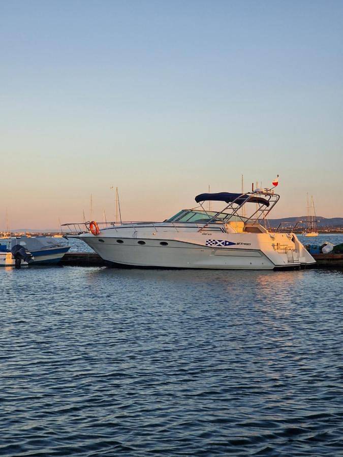 Barco para 4 pessoas, com vista e terraço no Algarve