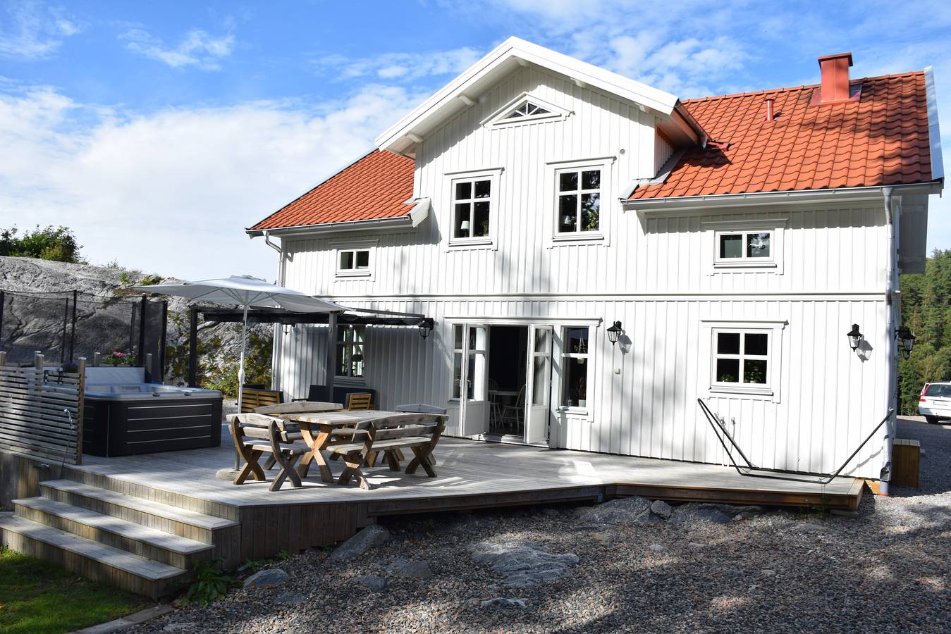 Hus för 8 Personer, med terass och trädgård