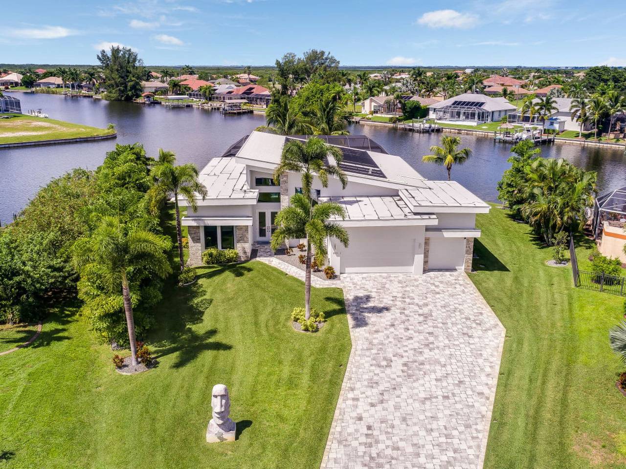 Isla Rapa Nui Confortable residencia vacacional in Cabo Coral, Southwest Florida