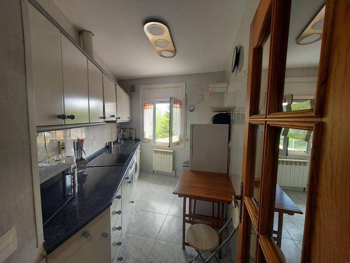 Apartamento de vacaciones para 6 personas, con vistas y balcón en Somontano de Barbastro - 4