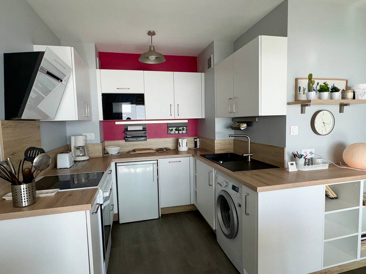 Entire apartment, 3-star apartment in Saint Jean de Monts, 5 people, parking, sea view in Saint-Jean-de-Monts, Vendée