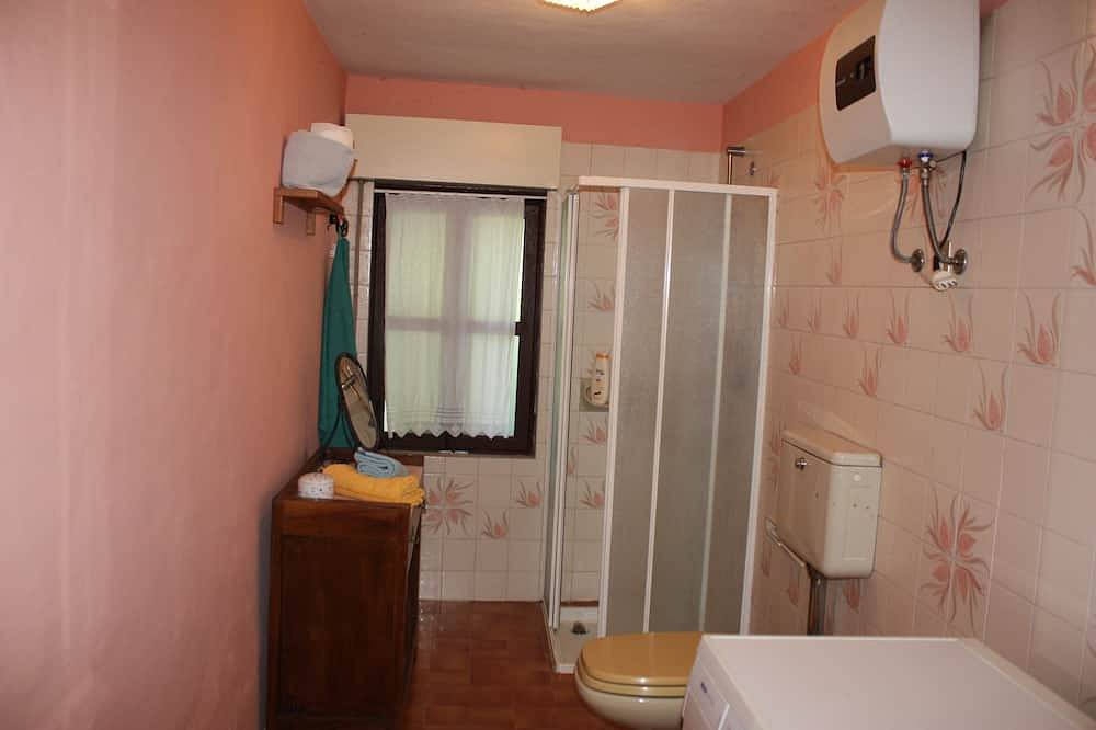 Villa indipendente sulle colline del Monferrato in Ponti (Italia), Provincia d'Alessandria