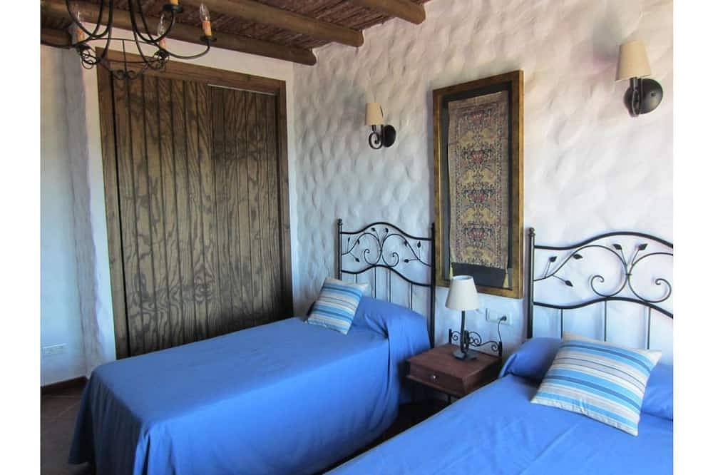 Villa La Posada in Canillas de Albaida in Canillas de Albaida, Málaga Provinz