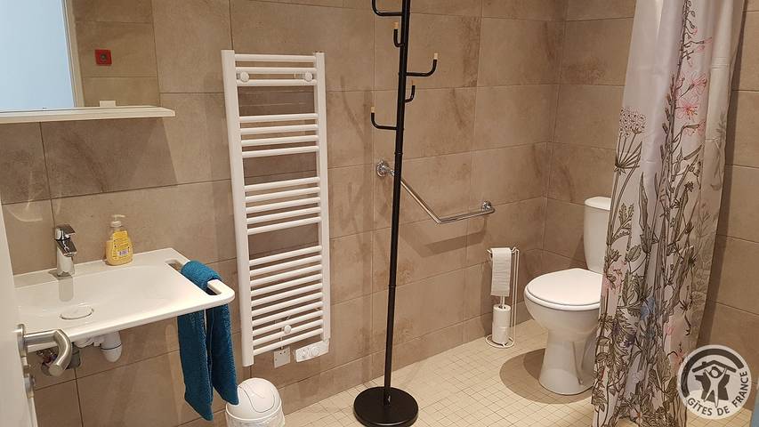 Gîte pour 15 personnes à Pommiers - 4