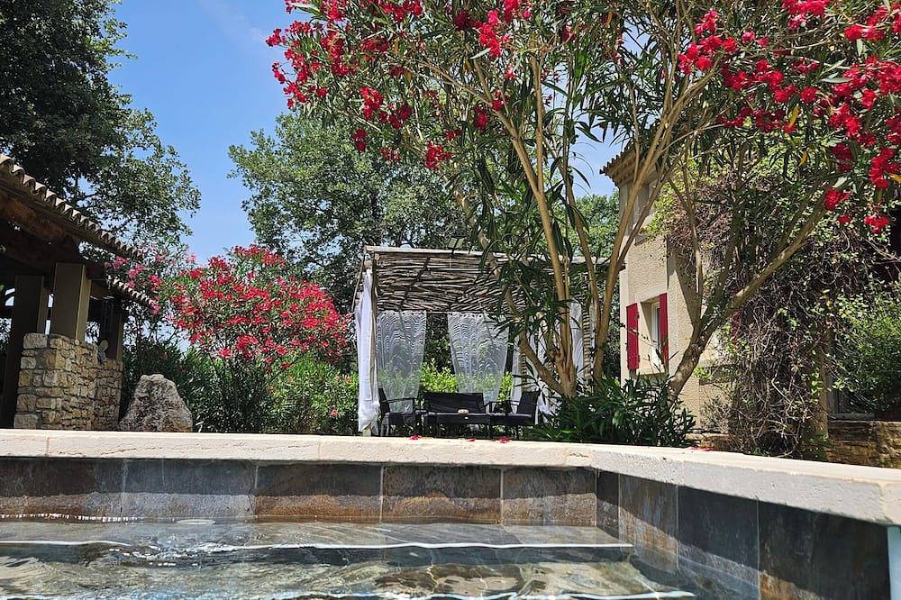 Geräumige ruhige Landhaus 5min Uzès in Saint-Victor-des-Oules, Nimes und Umgebung